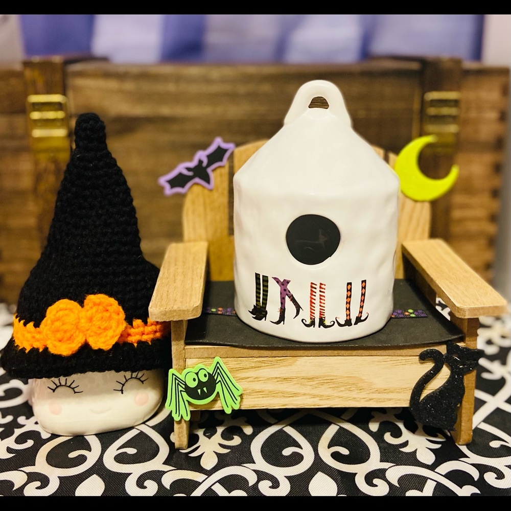 Mini Witch’s Feet Halloween Birdhouse New
